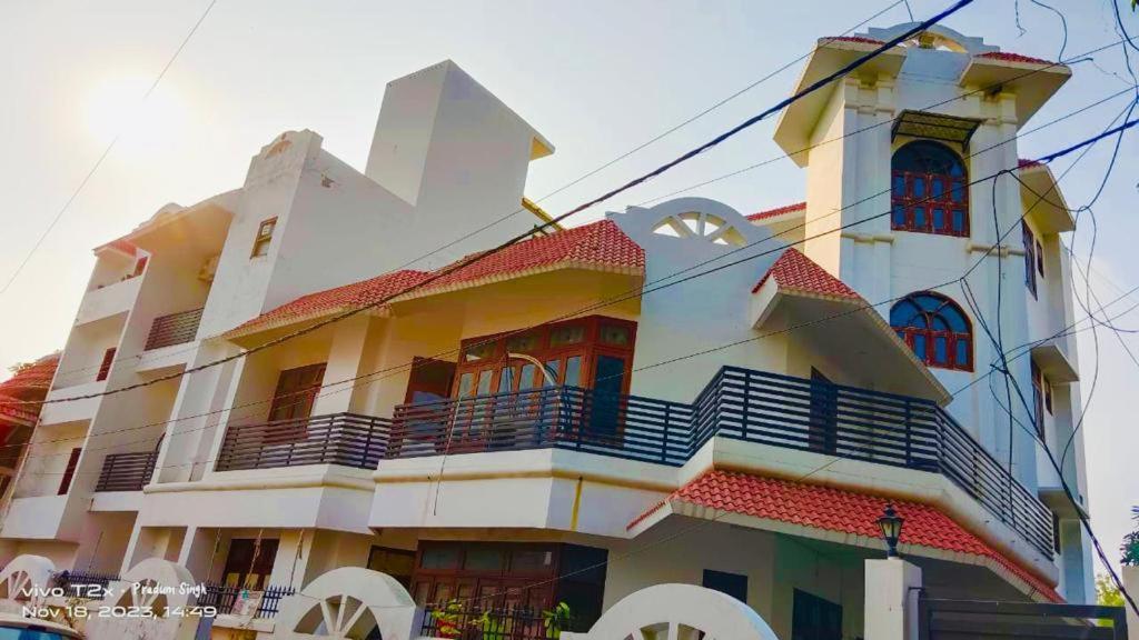 Mauji'S Villa Hotel & Guest House Prayagraj Ngoại thất bức ảnh