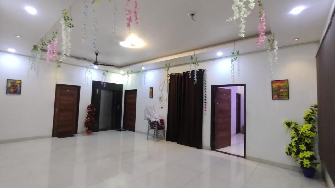 Mauji'S Villa Hotel & Guest House Prayagraj Ngoại thất bức ảnh